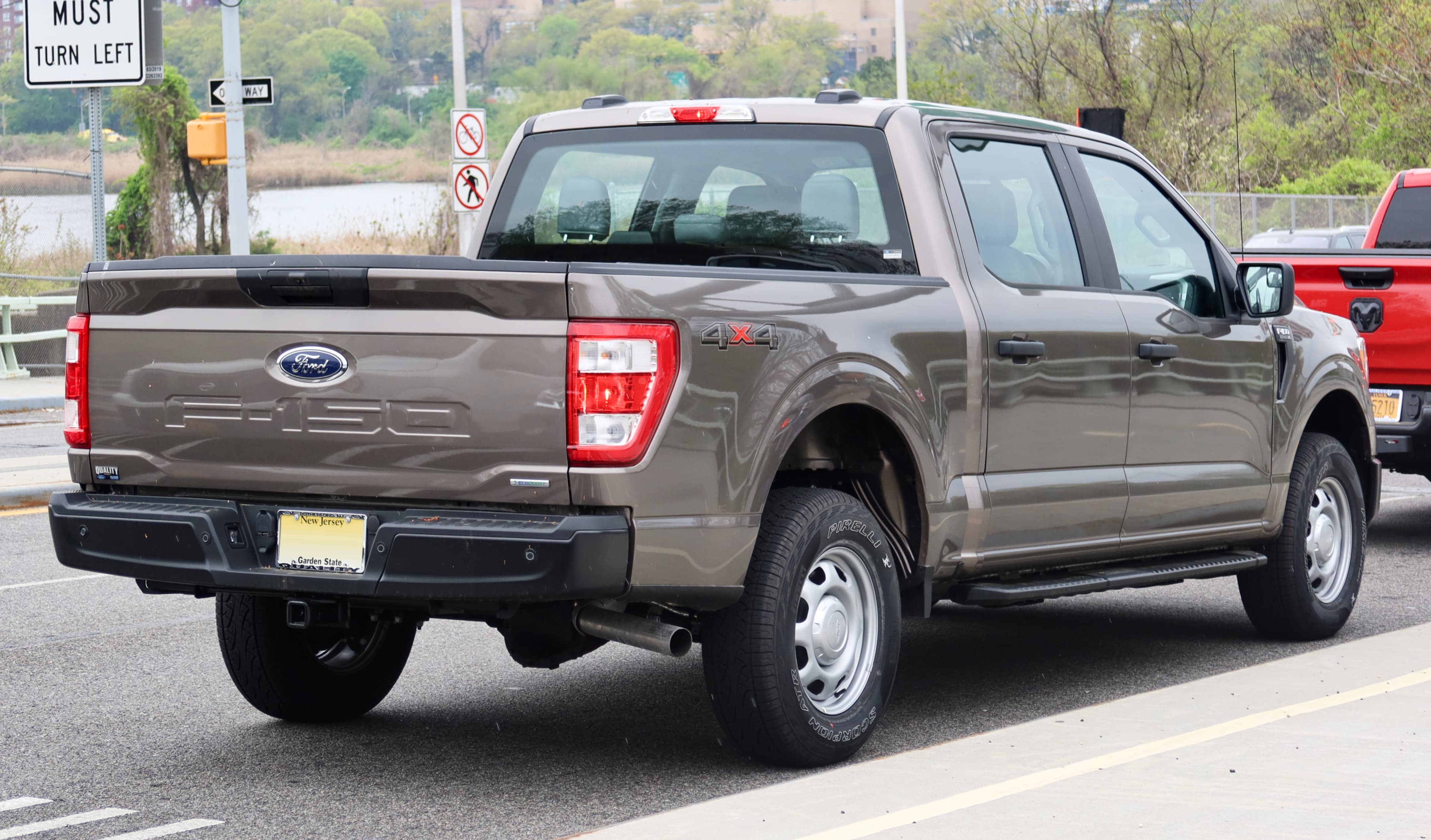 2021 Ford F-150 thumbnail 3